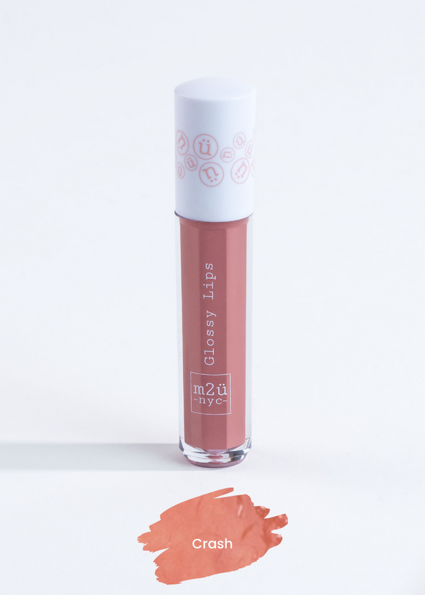 lip gloss in shade "Crash" (nude brown)