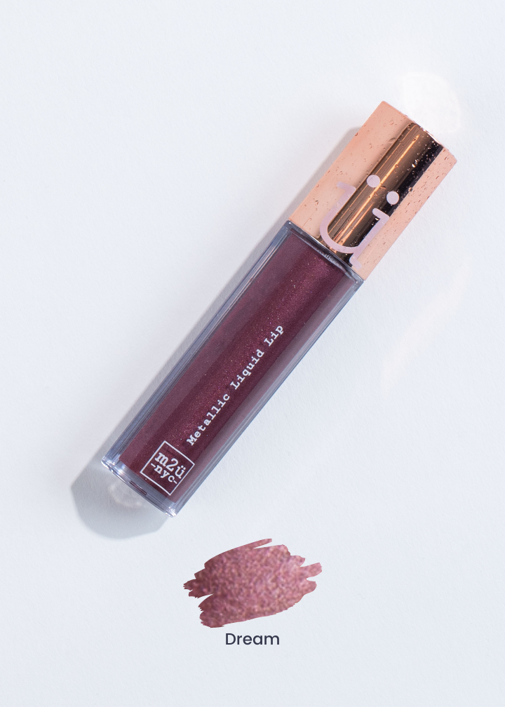 metallic liquid lipstick in shade "Dream" (metal blood purple)