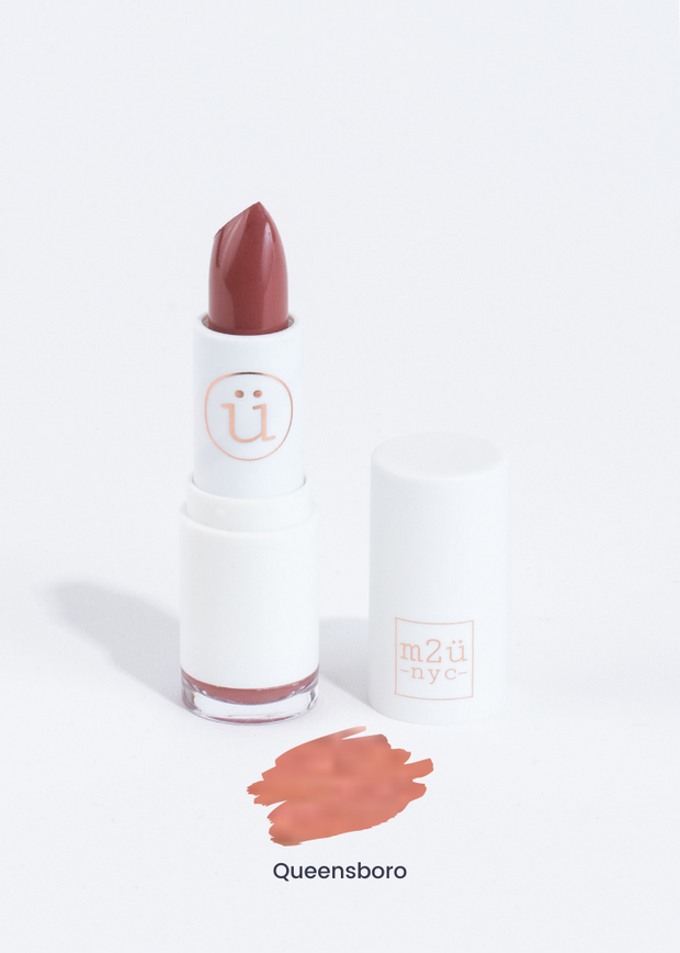 matte lipstick in shade Queensboro (nude red)