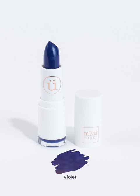 matte lipstick in shade Violet (blueish purple)